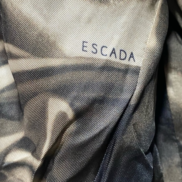 Escada 2 Pieces Suit Sz 40 brown with gold accents - Picture 7 of 12